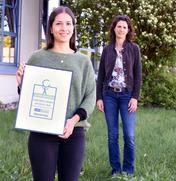 Pia Dömling, UGM-Koordinatorin (vorn), und Prof. Dr. Susanne Tittlbach, Lehrstuhlinhaberin Sportwissenschaft III an der Universität Bayreuth.