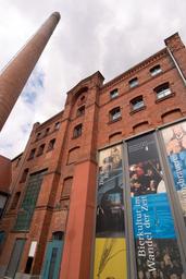 ein Backsteingebäude